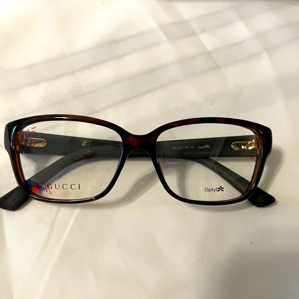 Gucci eyeglass frame
